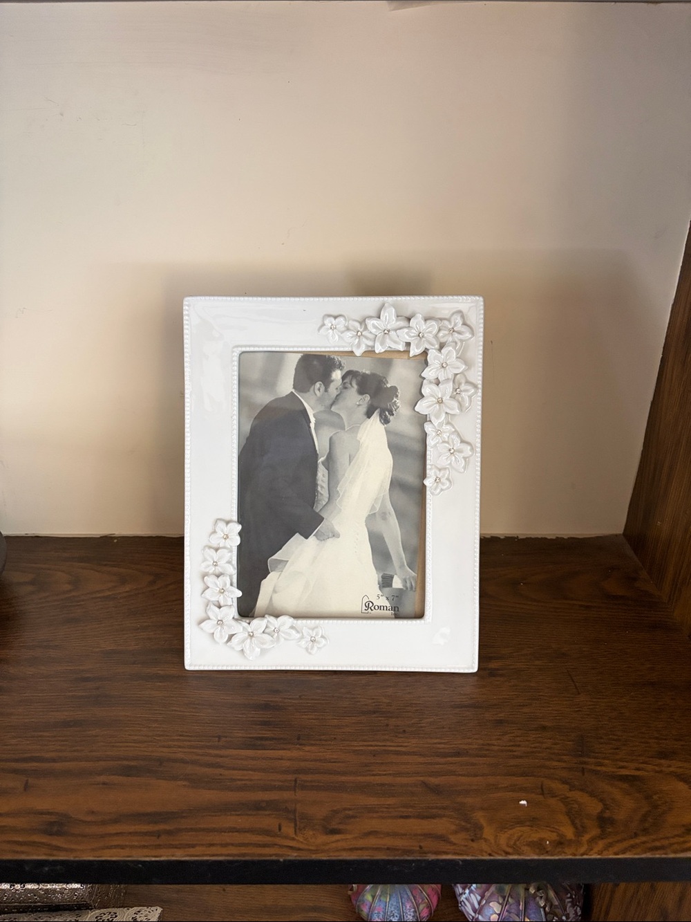 Roma White Ceramic Picture Frame with Raised Floral Detail